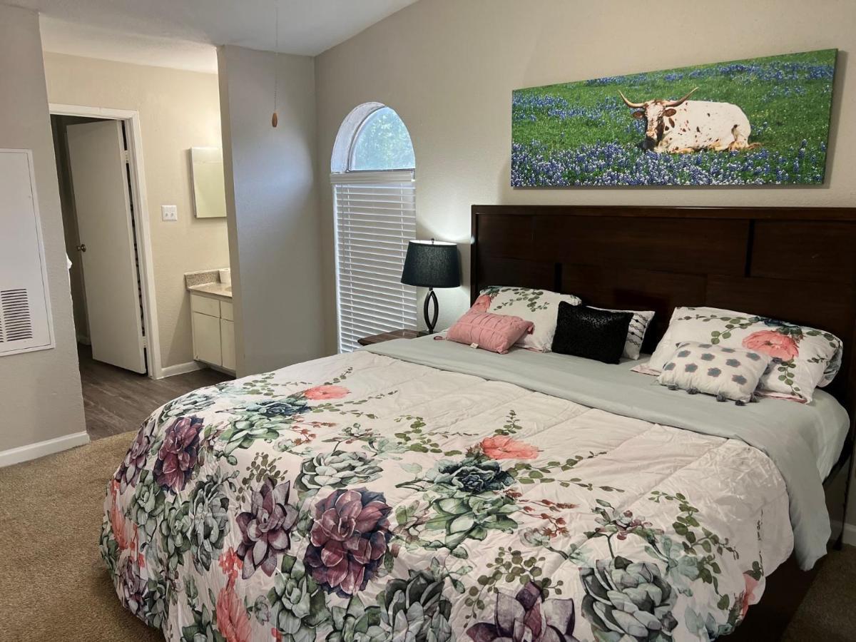 Beautiful 1-Bedroom Townhome With Nice Amenities Houston Exterior foto